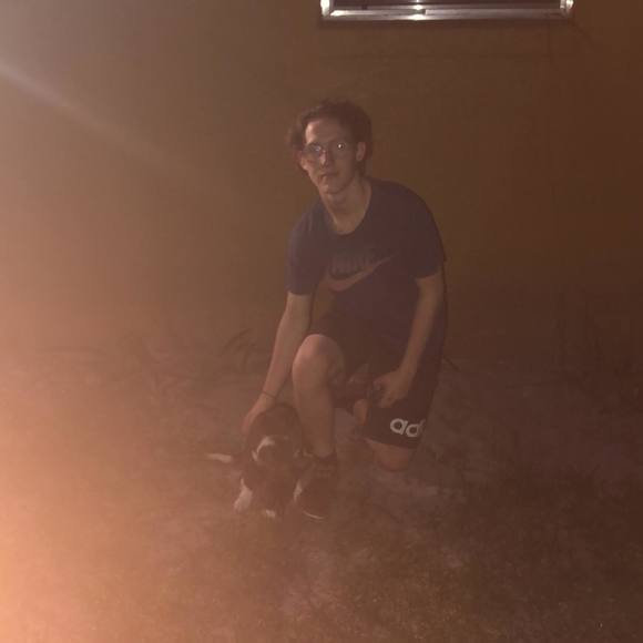 Meet your Posher, Travis - Picture 1 of 1